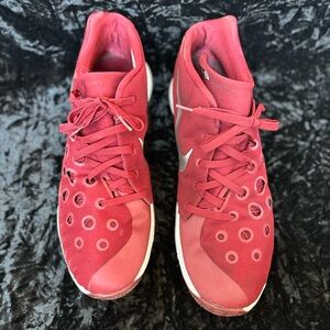 Nike Men's Zoom Hyperquickness 2015 Basketball Shoe Size 16‎